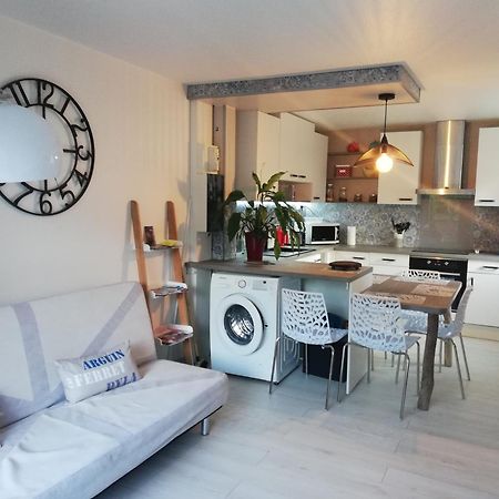 לאקאנו Maison Entre Lac Et Ocean Wifi מראה חיצוני תמונה